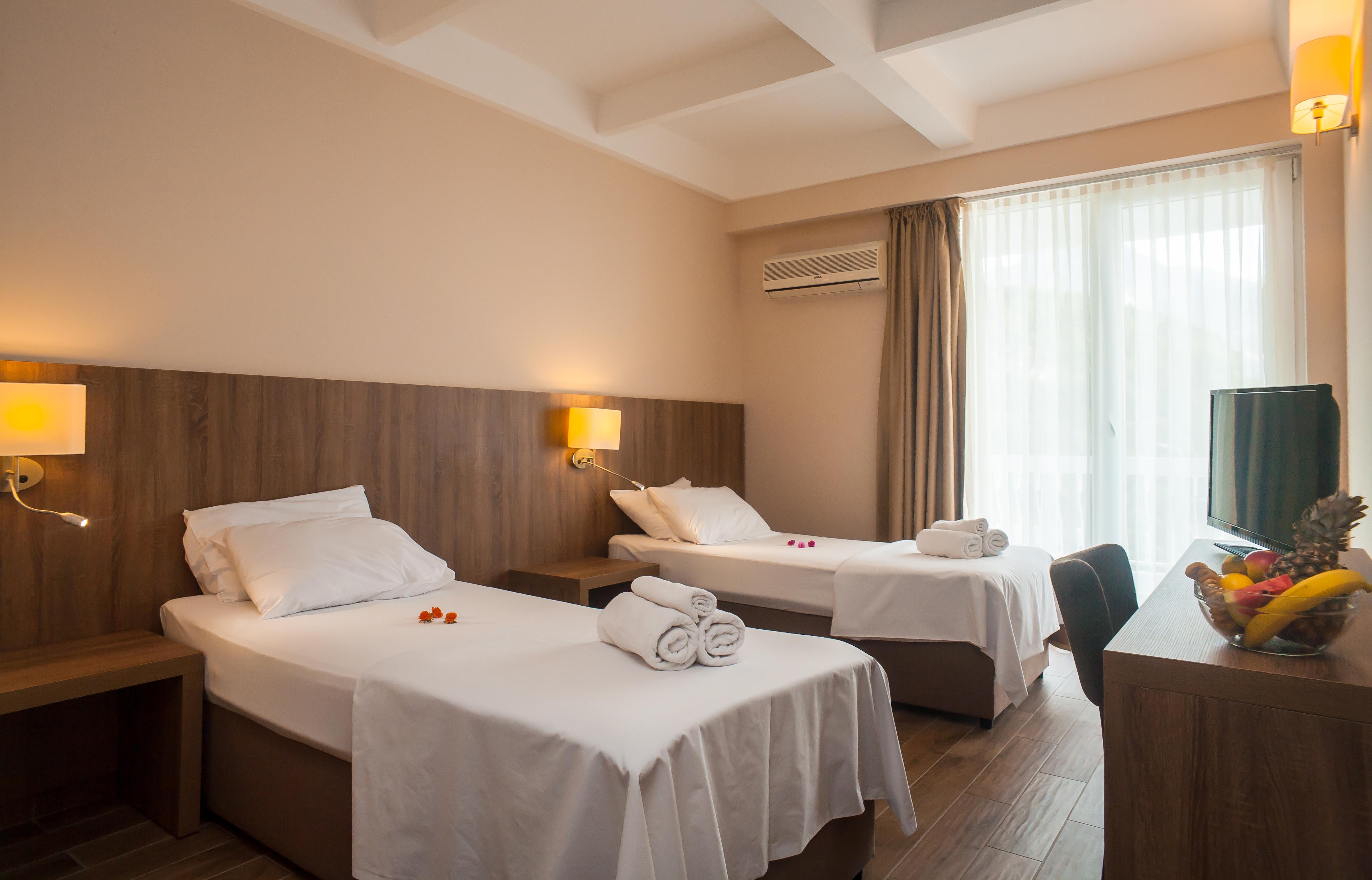 Sato Conference And Spa Hotel ซูโตมอเร ภายนอก รูปภาพ
