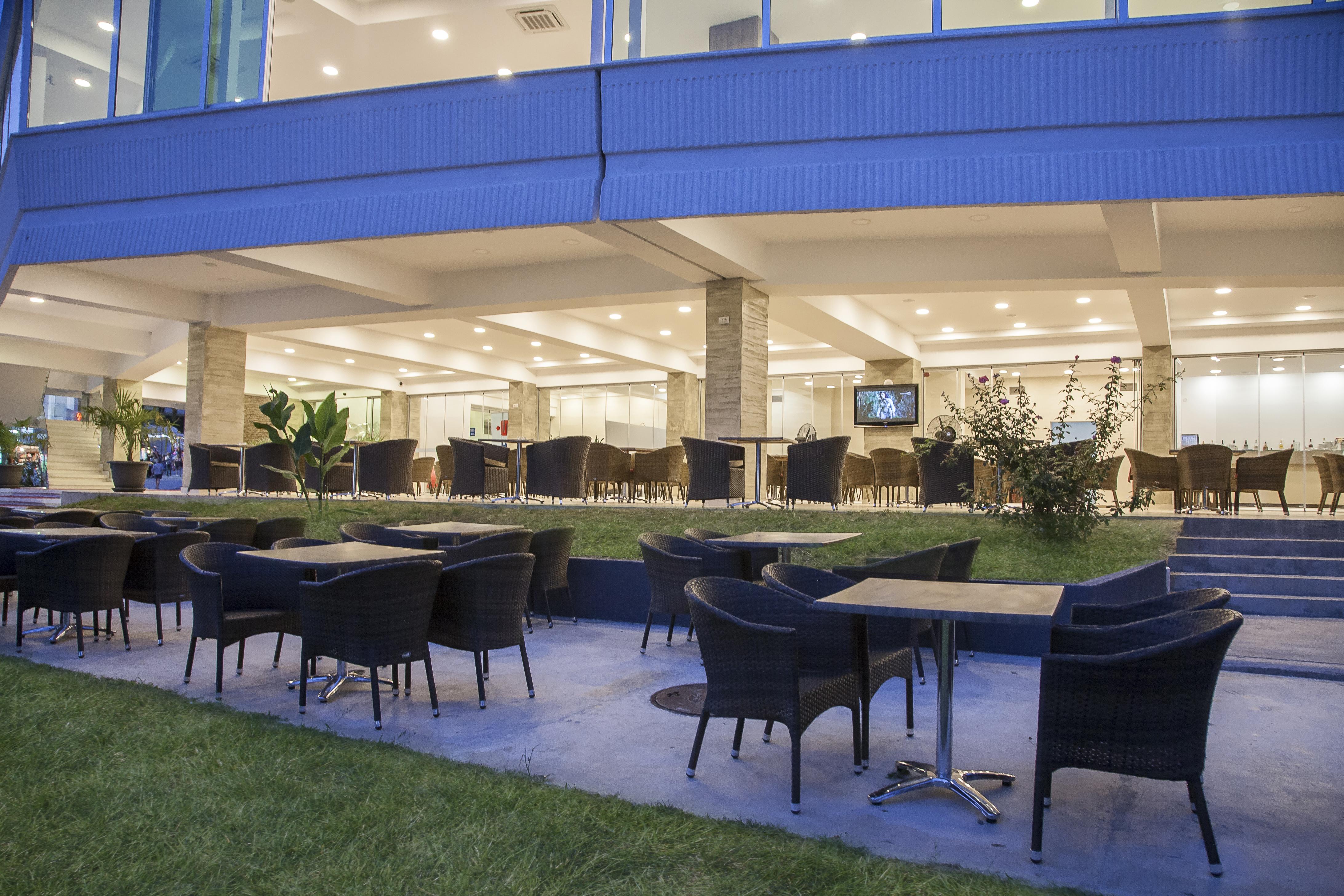 Sato Conference And Spa Hotel ซูโตมอเร ภายนอก รูปภาพ